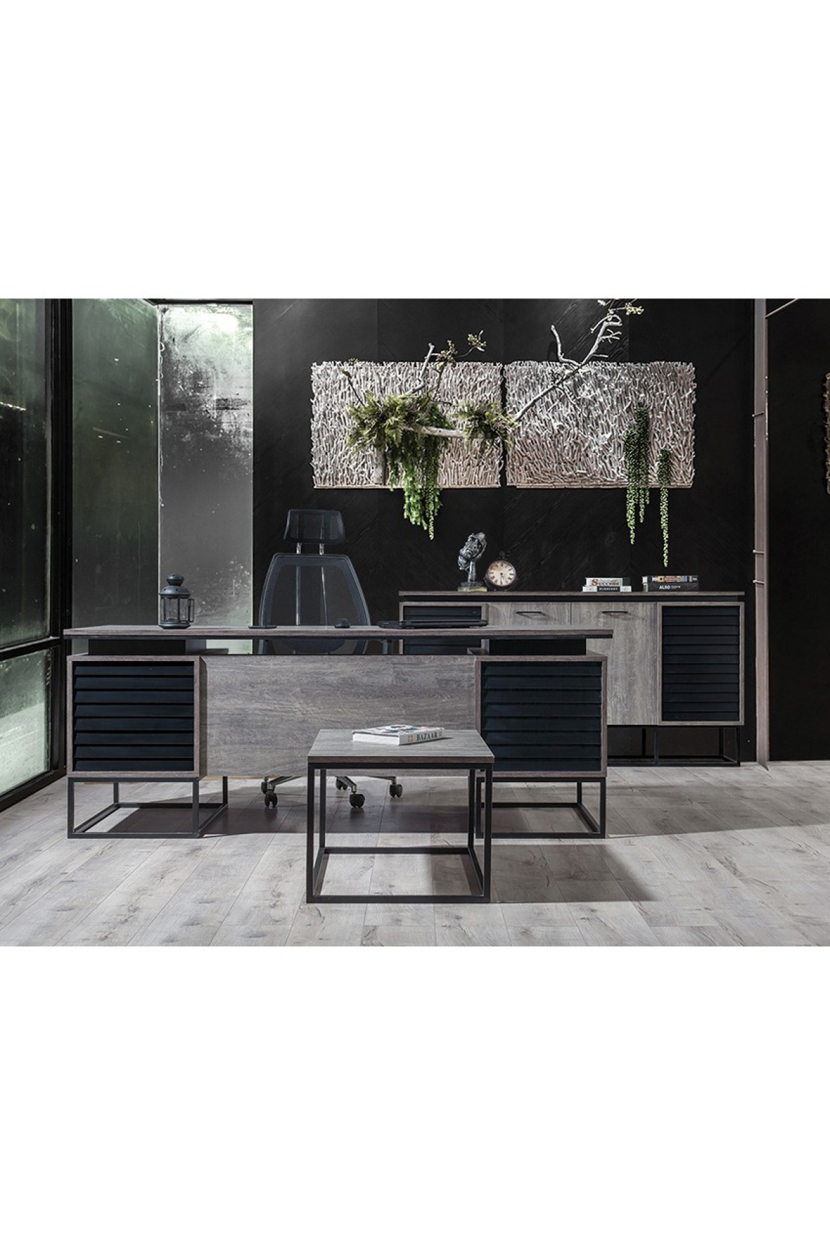 Milas Office Manager Suit