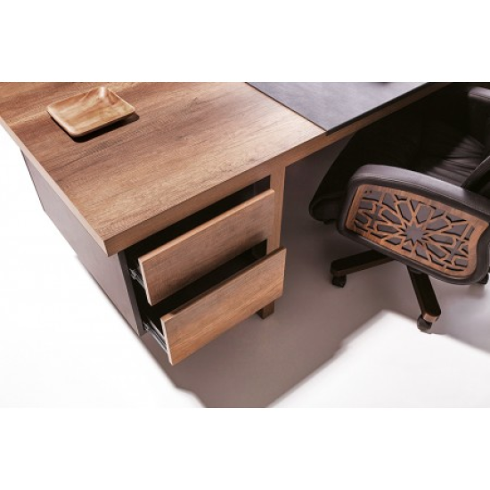 Ottaman Office Manager Suit