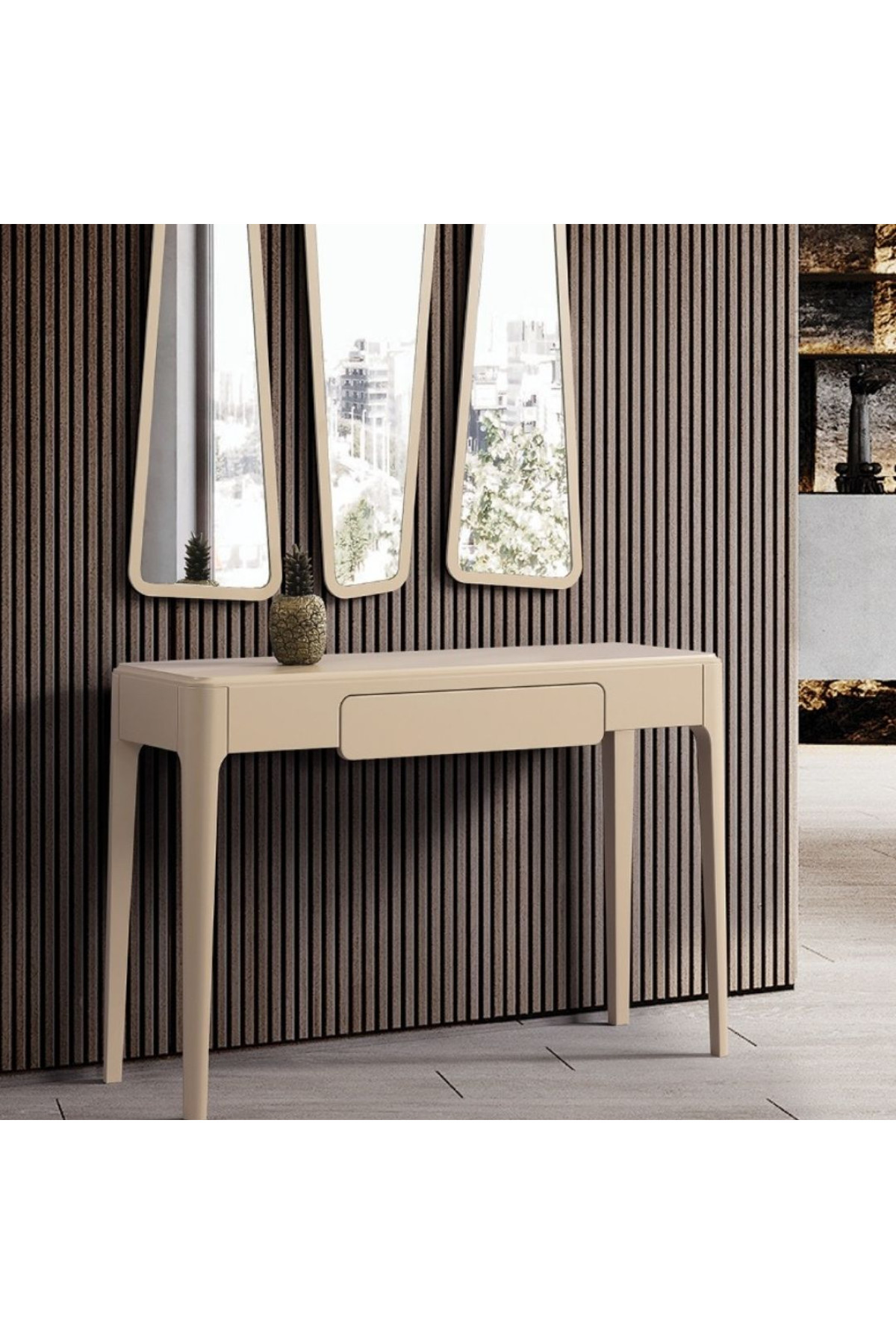 Piccolo dresser Piccolo dresser